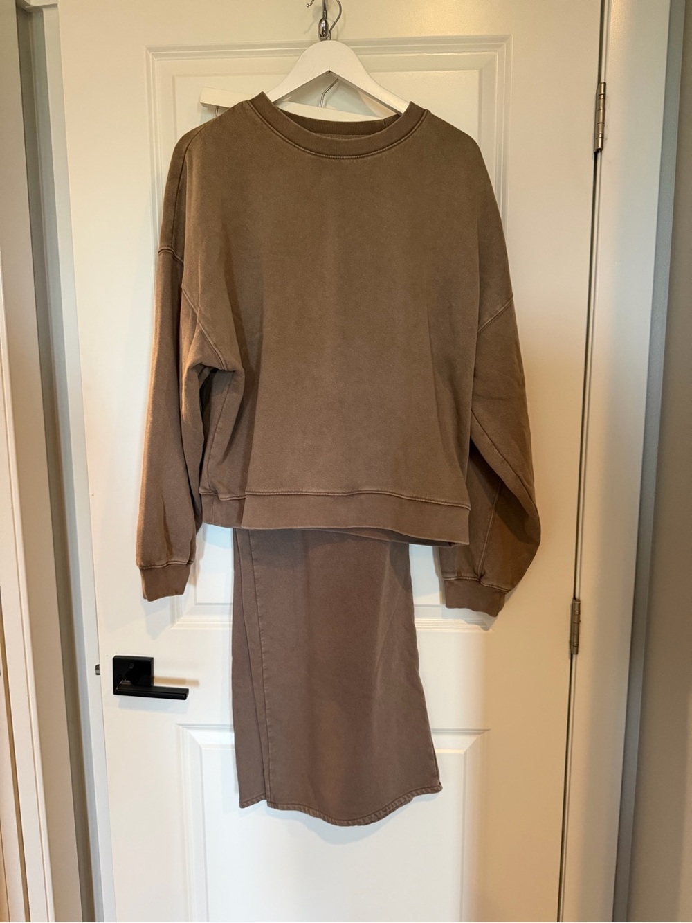 GAP Oversized Crewneck Sweatshirt + Matching Wide Leg Pants in Taupe Brown